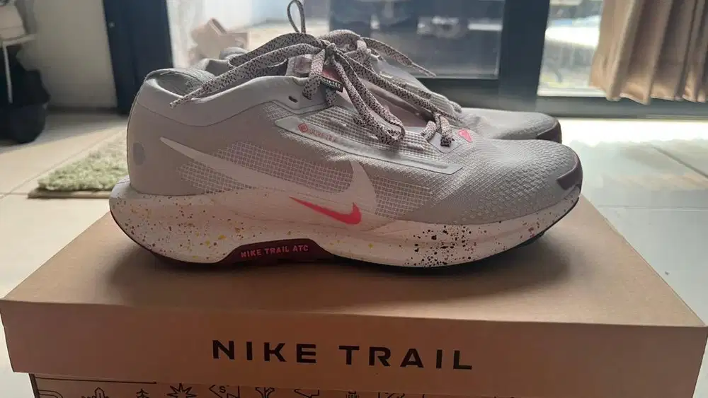 Second like New Nike Men's Pegasus Trail 5 GORE-TEX Size 41