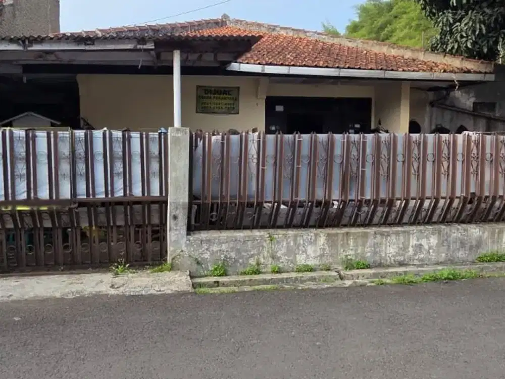 Rumah Luas Nyaman di Kopo Permai Bandung