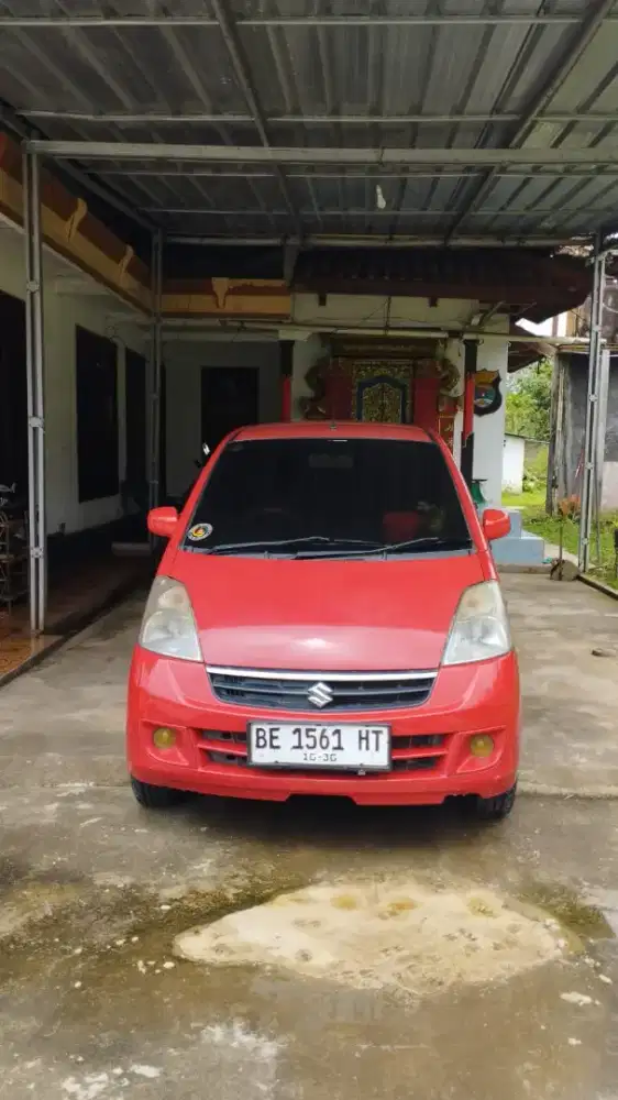 Karimun Estillo 2009 merah