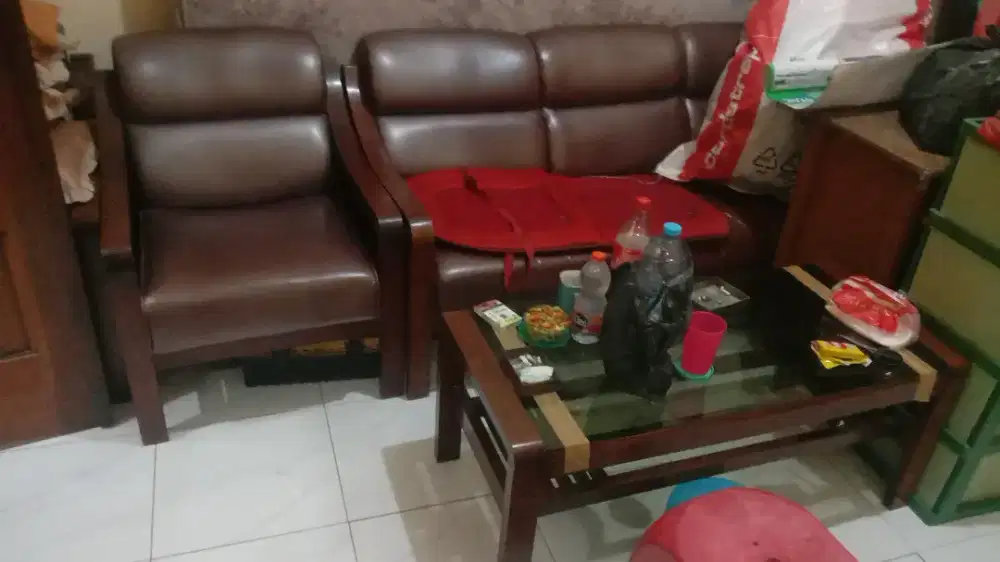 sofa set plus meja kaca