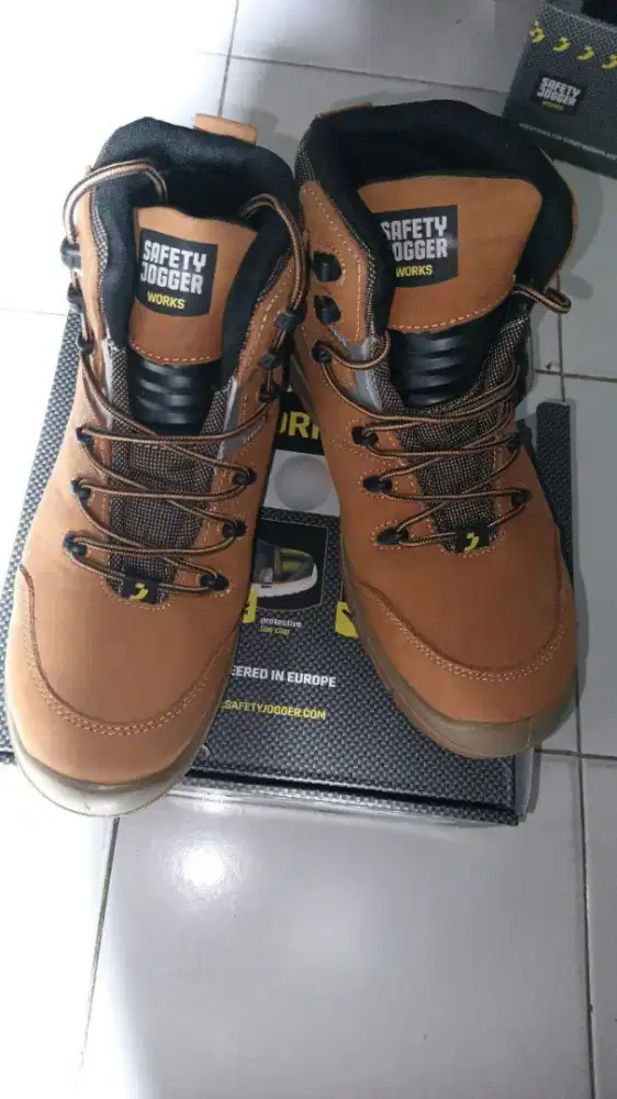 Sepatu Safety Jogger Ultima S3 Original