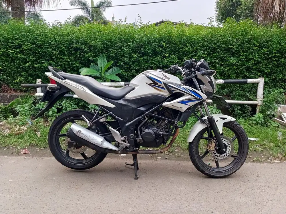 CB150R OLD CAKEP