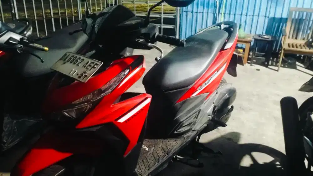 Vario 125 LED old