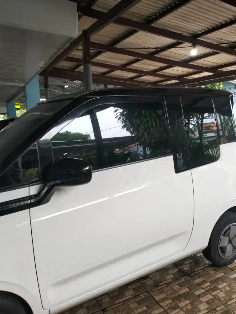 Ahlinya pasang kaca film mobil
