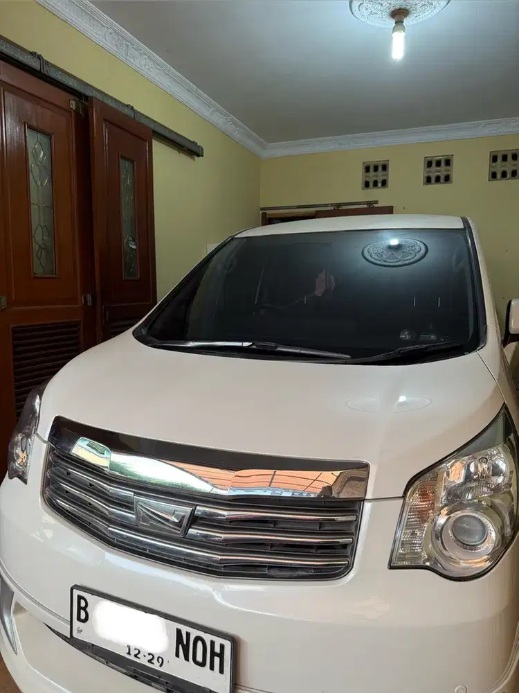Toyota Nav1 2014 Bensin