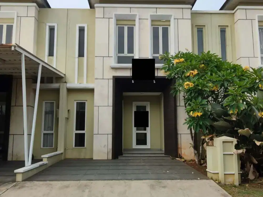 Rumah 2 Lantai 4+1 Kamar Hadap Selatan di Sutera Leora
