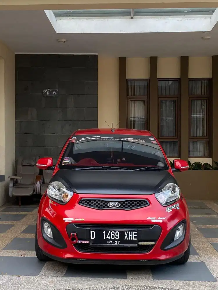Mobil Kia Picanto 1.2 Manual Tahun 2012