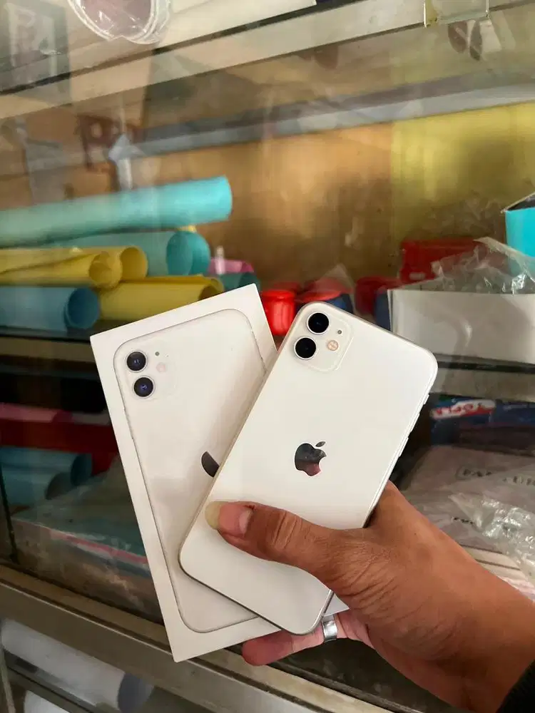 IPHONE 11 64GB IBOX LIKE NEW