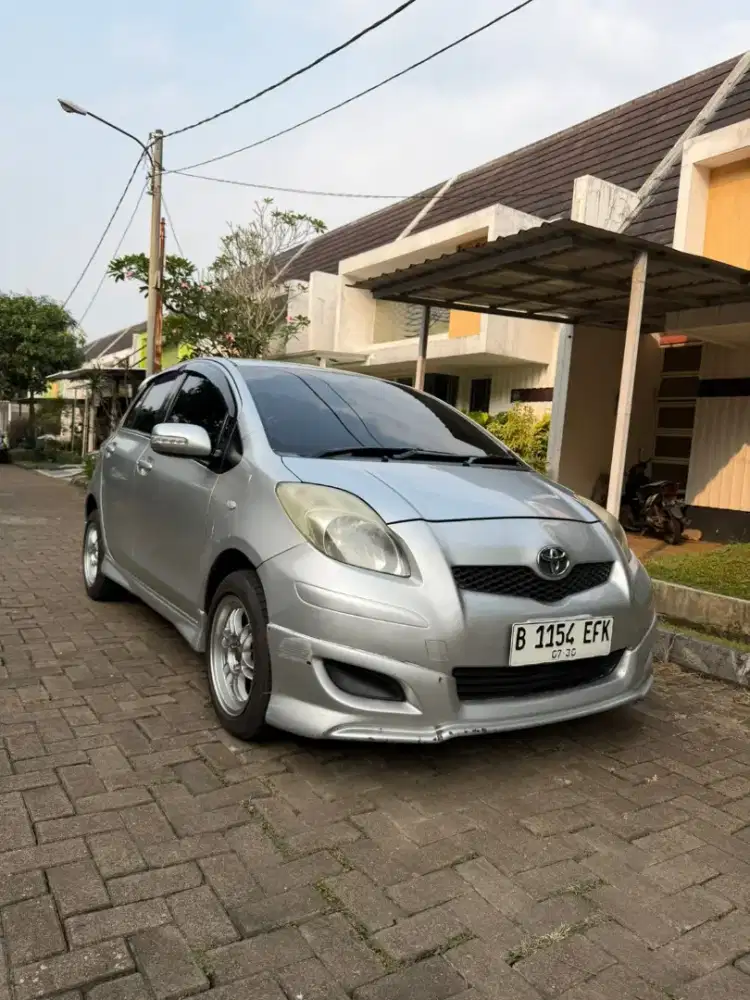 Jual yaris matic 2010