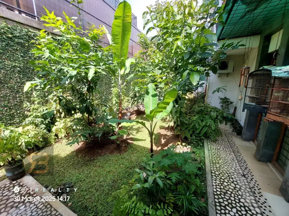 RUMAH BAGUS DI CIGADUNG CIBEUNYING DAGO BANDUNG Lok Strategis Harga Nego