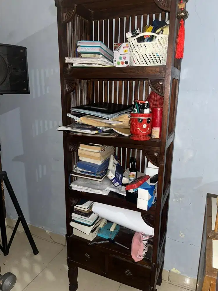 Jual cepat lemari rak kayu jati
