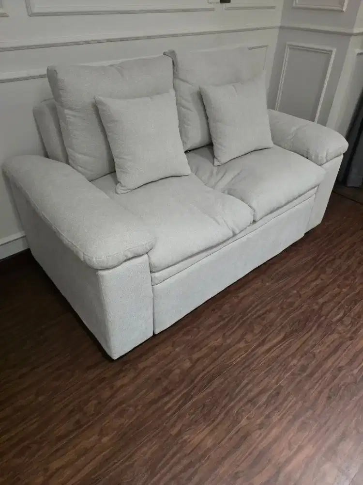 Sofa Bed warna cream