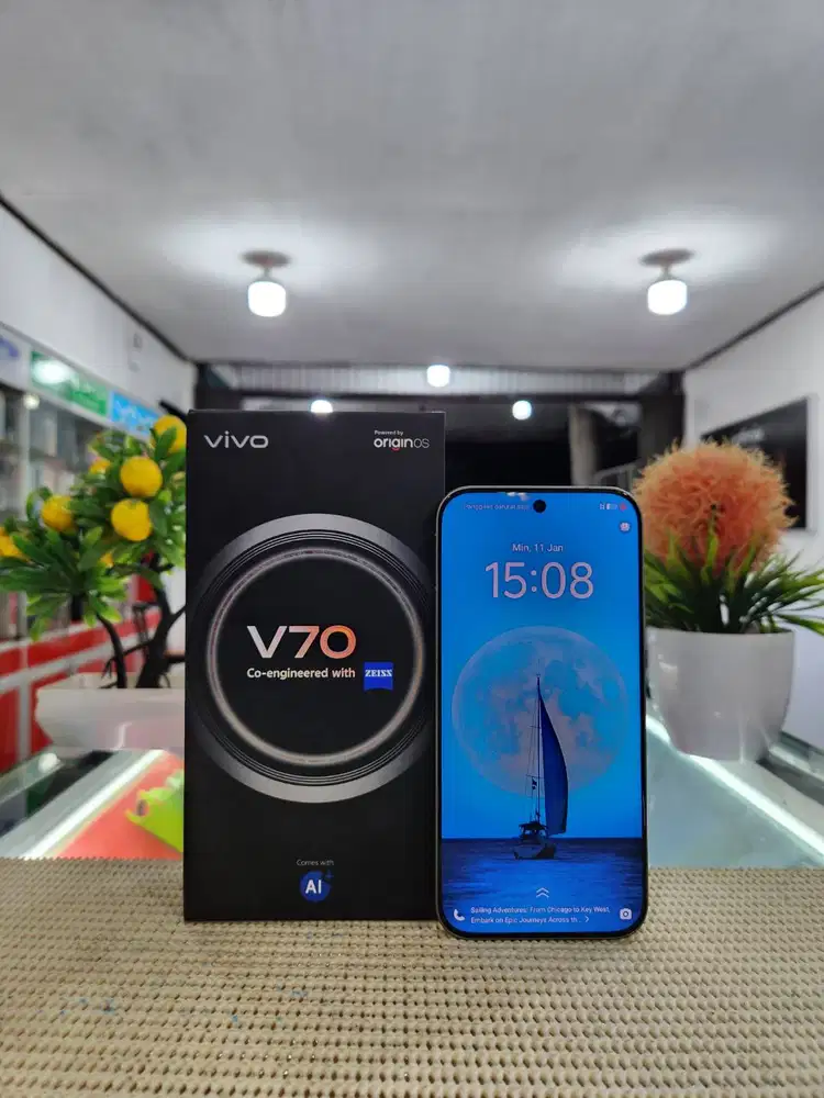 Vivo V70 5G Ram 12+12Gb/ 256Gb Fullset Mulus Original 100% Bergaransi