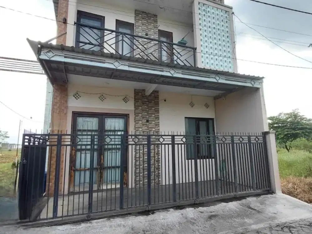 Rumah 2 Lantai Di Sitirejo, Wagir Kabupaten Malang