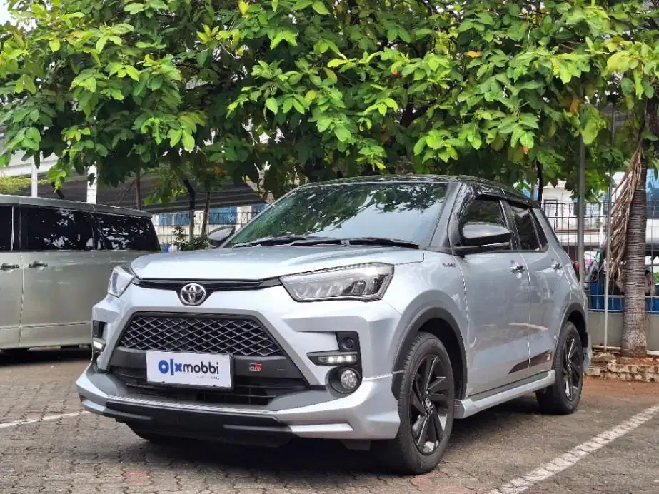 KM LOW PAJAK HIDUP TOYOTA RAIZE 1.0 GR SPORT TWO TONE BENSIN-AT