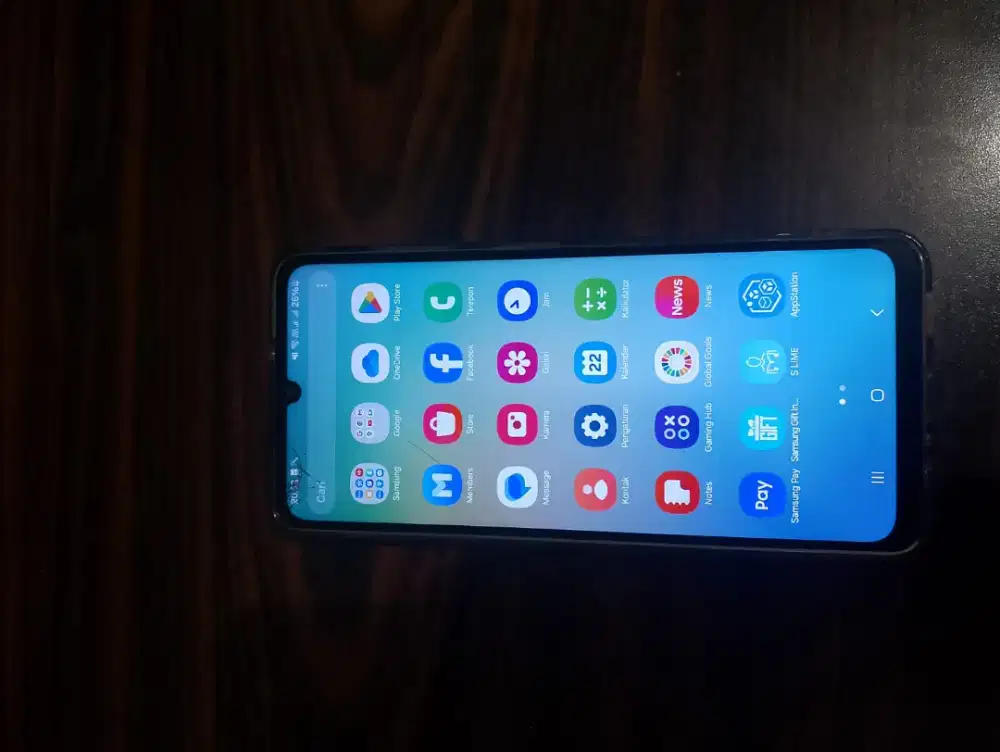 Samsung A06 luar biasa