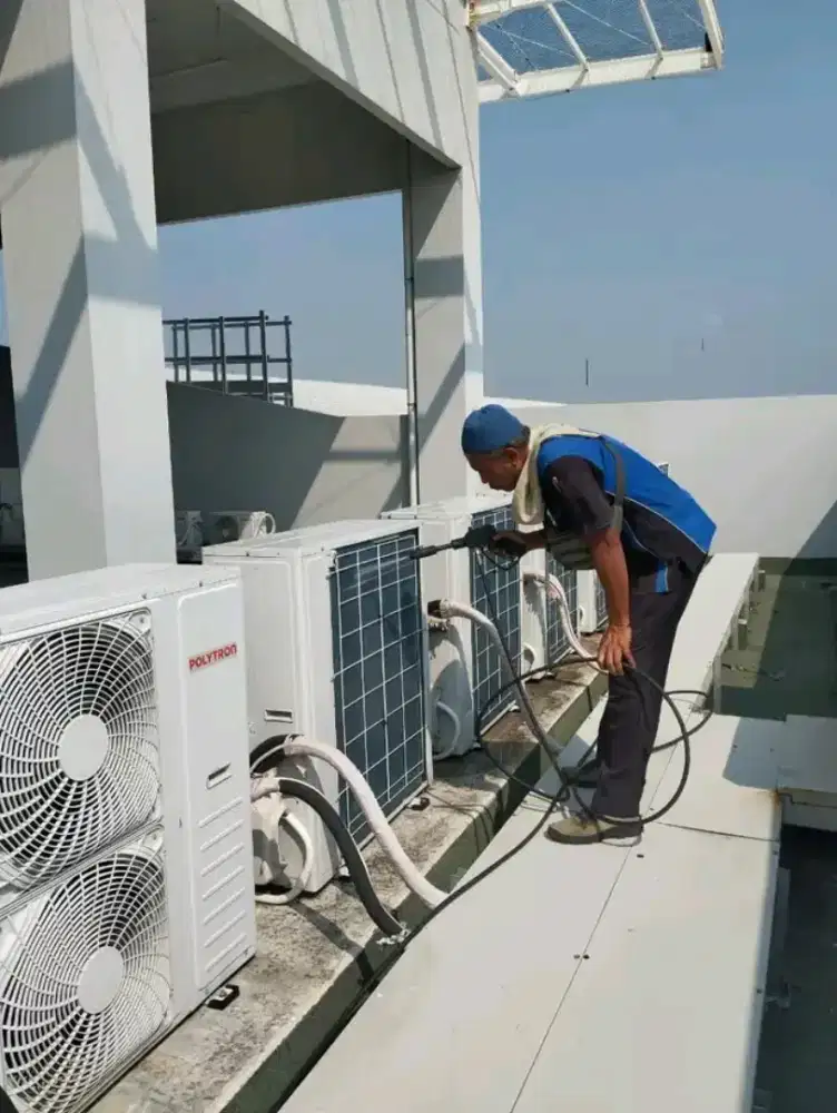 SERVICE AC BONGKAR PASANG AC CUCI AC
