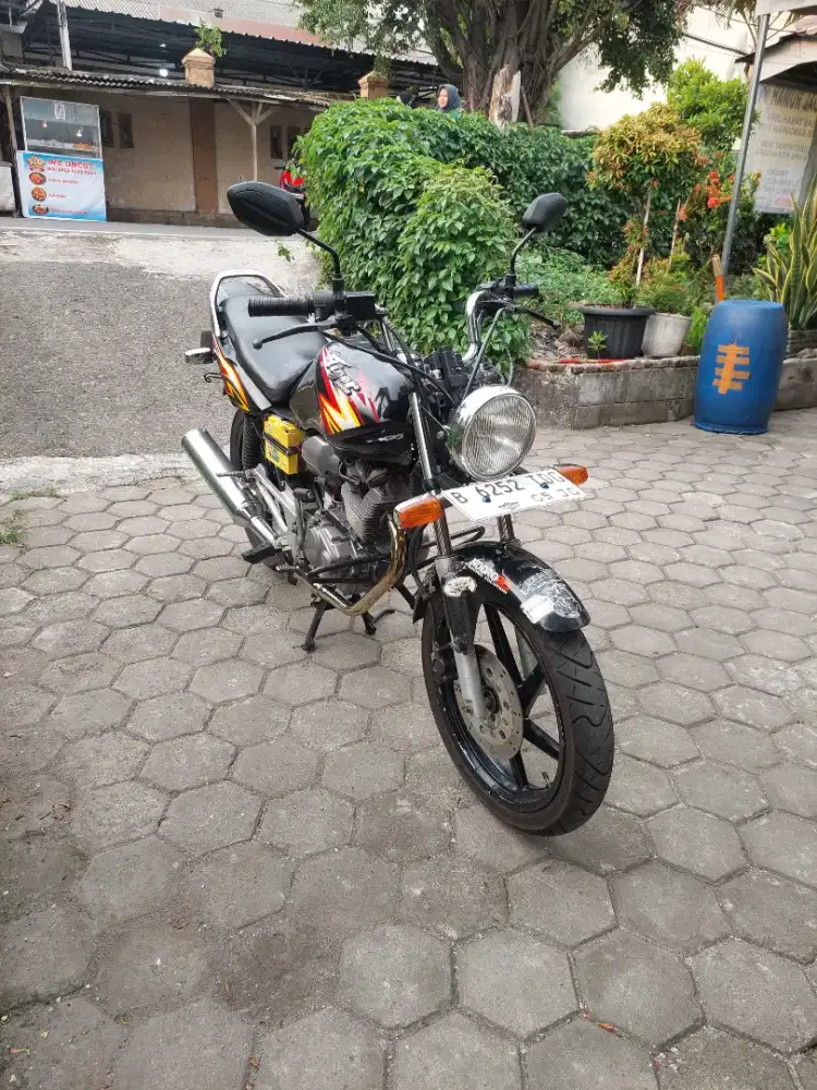 Honda Tiger 2005 (Tilam)