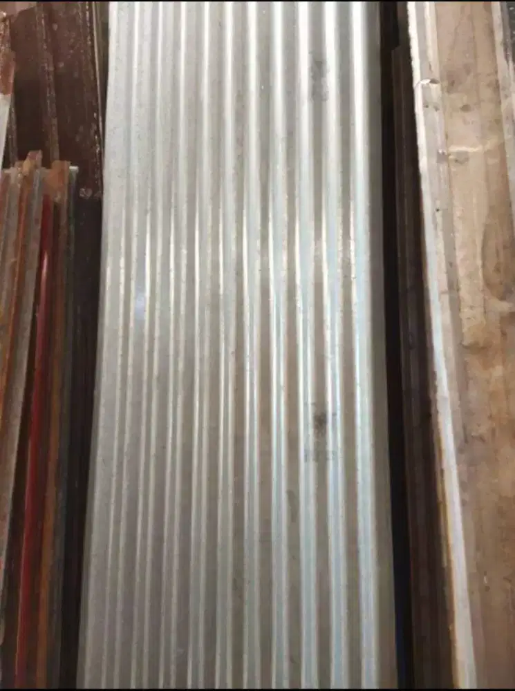 Jual seng gelombang 80x240 Bekas