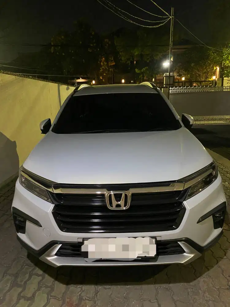 BR-V 2024 Prestige AT kilometer rendah, barang spesial