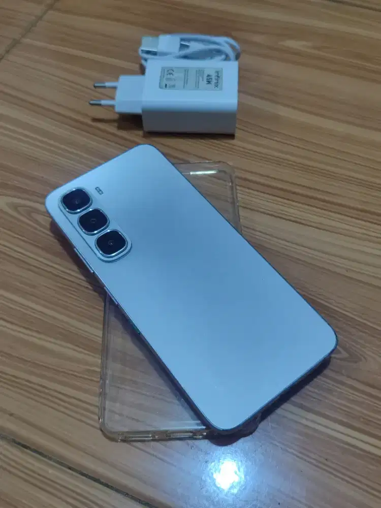 Infinix Hot 60i 6+6/128