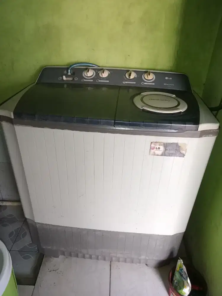 Mesin cuci kapasitas besar 14kg