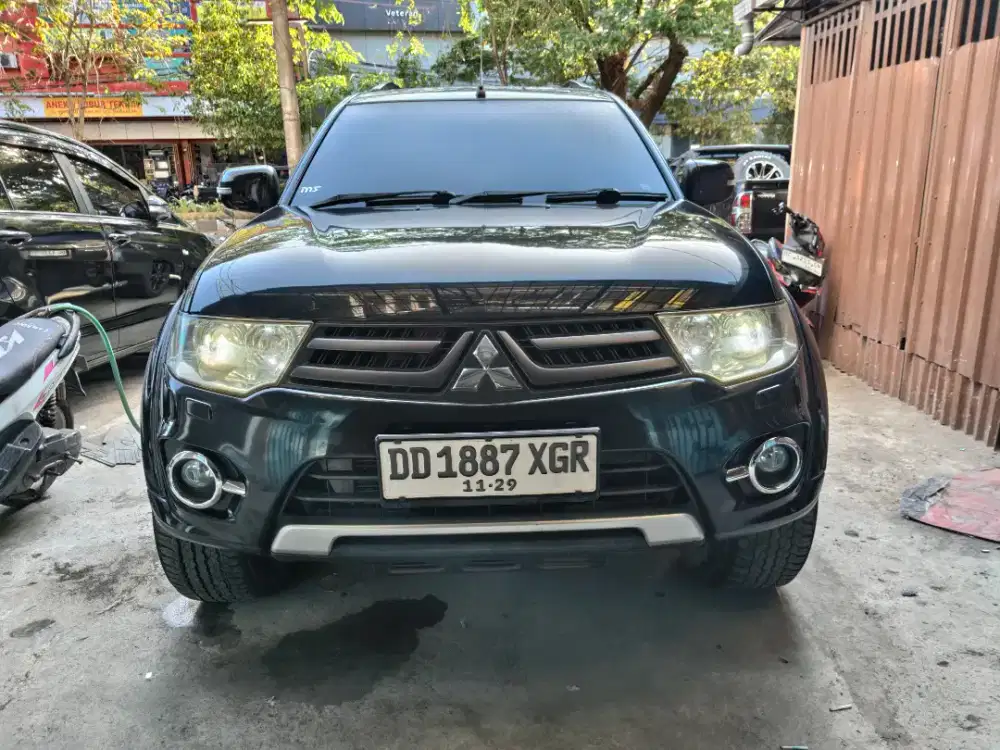 Pajero DAKAR Limited Ed 2015 dakkar 2014 sunroof bsTT fortuner CRV hrv