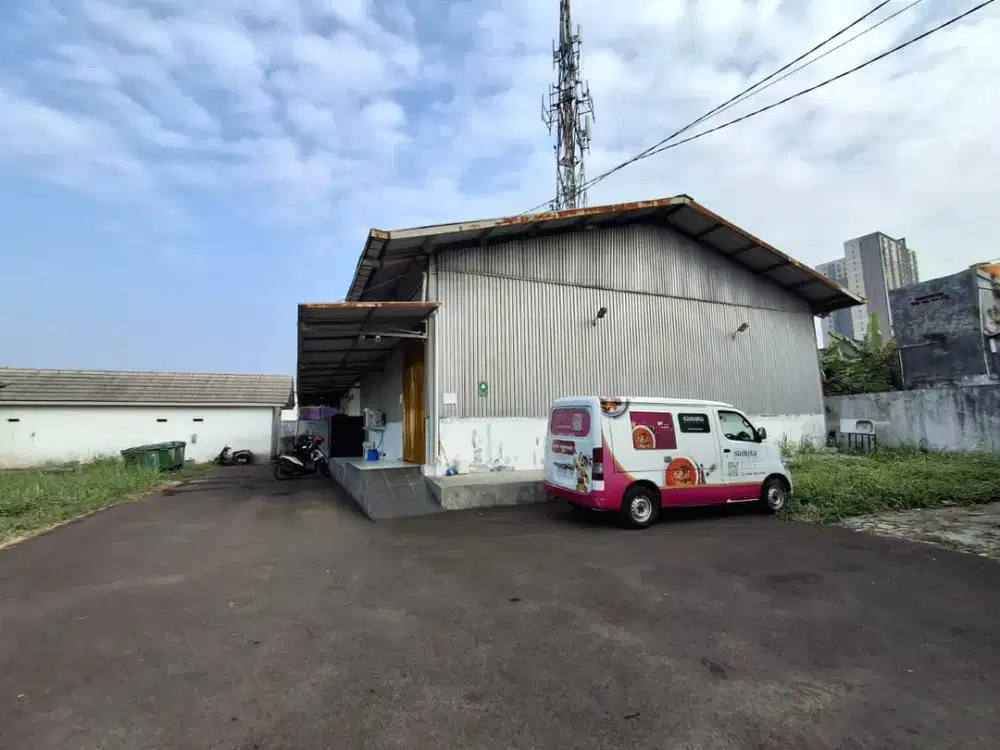 Gudang Aktif Strategis di Sayap Soekarno Hatta Timur