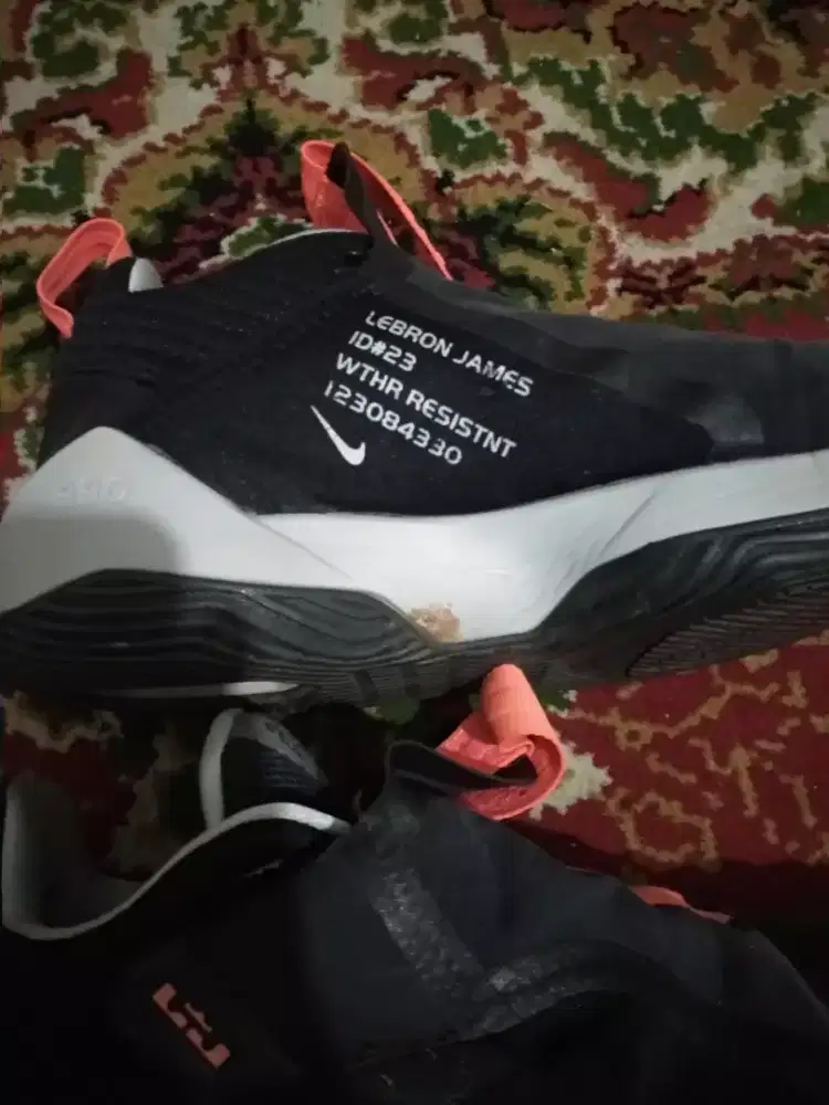 Nike lebronjames ORIginal shoes