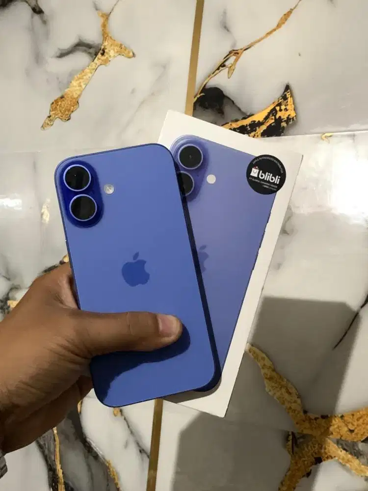 Iphone 16 128gb garansi juni 2027