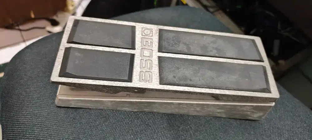 Pedal volume BOSS FV-500H