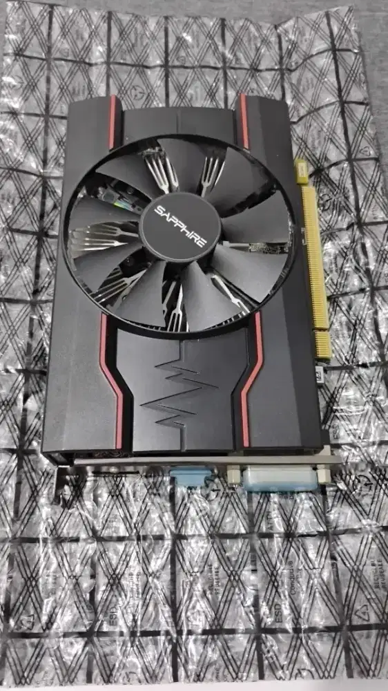 VGA Sapphire Pulse AMD Radeon RX 550 4GB GDDR5 - Fullset.