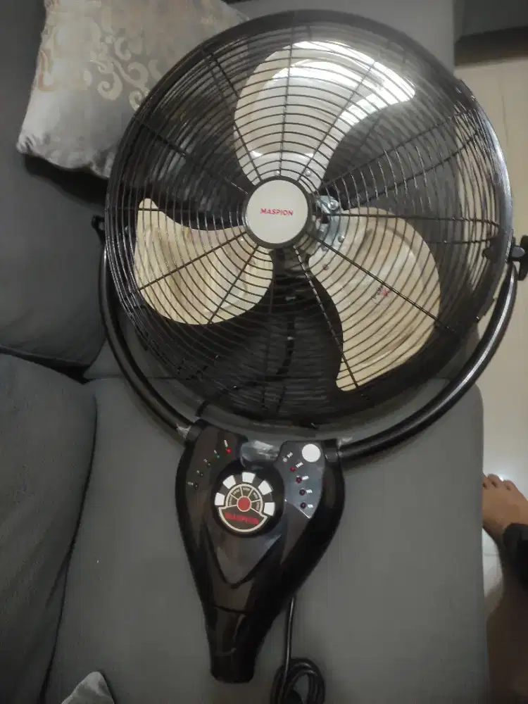 DiJual Cepat Kipas Angin Maspion PW-1802 RC