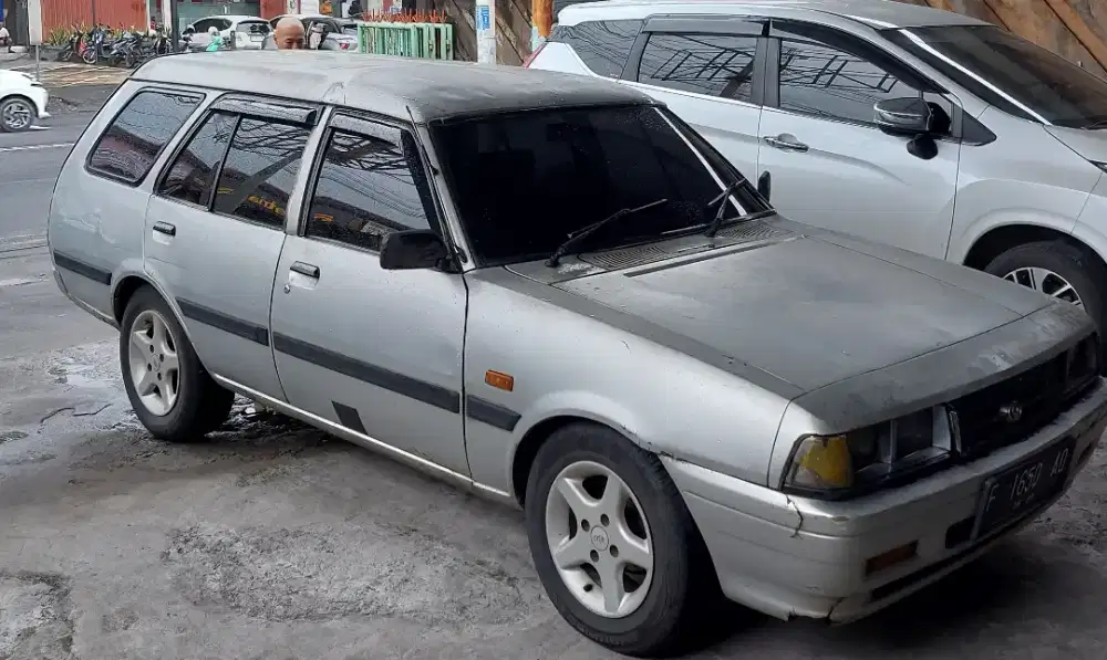 Dijual mazda vantrend