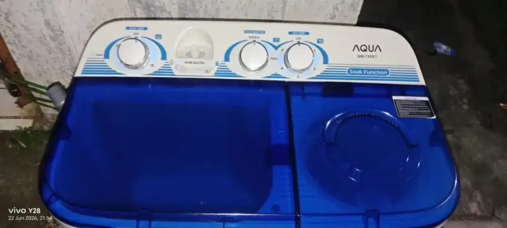 Dijual mesin cuci merek AQUA