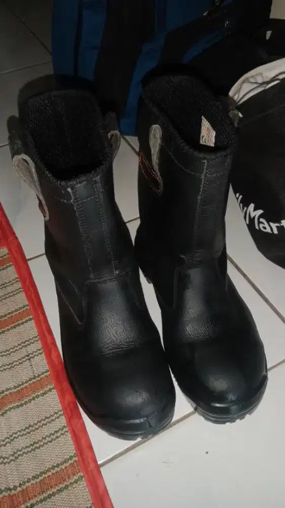 Jual aja sepatu safety kings
