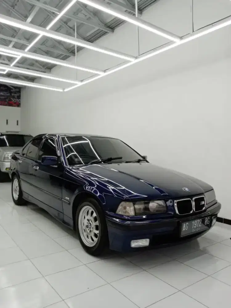 BMW 318i MANUAL 1998