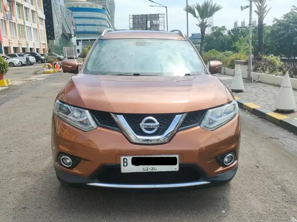 Nissan XTrail 2015 AT 2,5 Mulus Terawat SIAP PAKAI