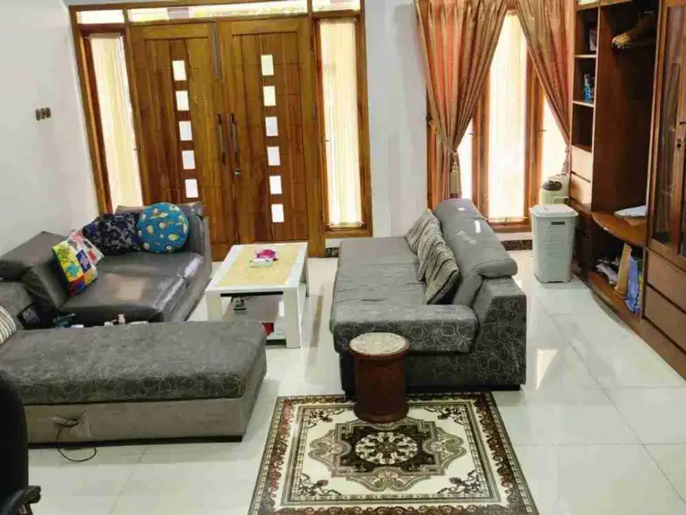 RUMAH BAGUS SIAP HUNI DI ANTAPANI