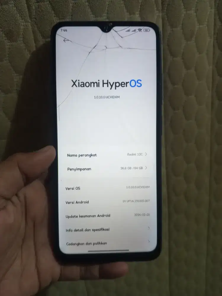 Redmi 12c 4/64 retak