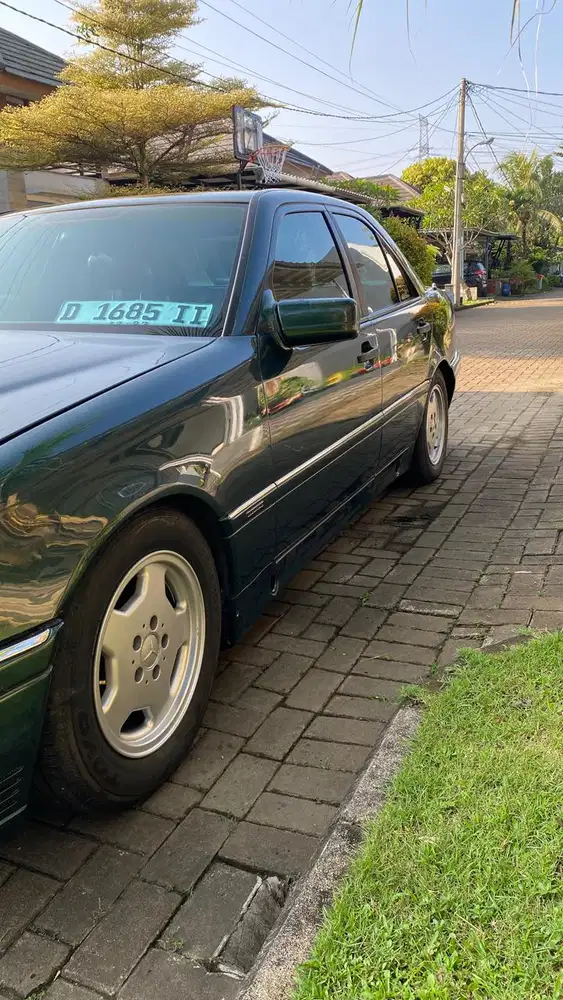 Mercedes-Benz C200 1996 Bensin