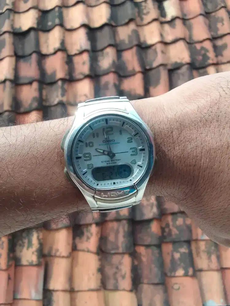 Jam tangan Casio