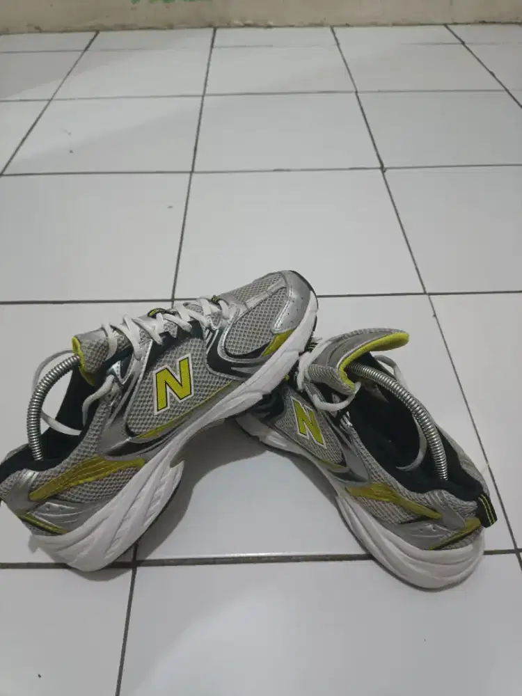 Sepatu New Balance 530