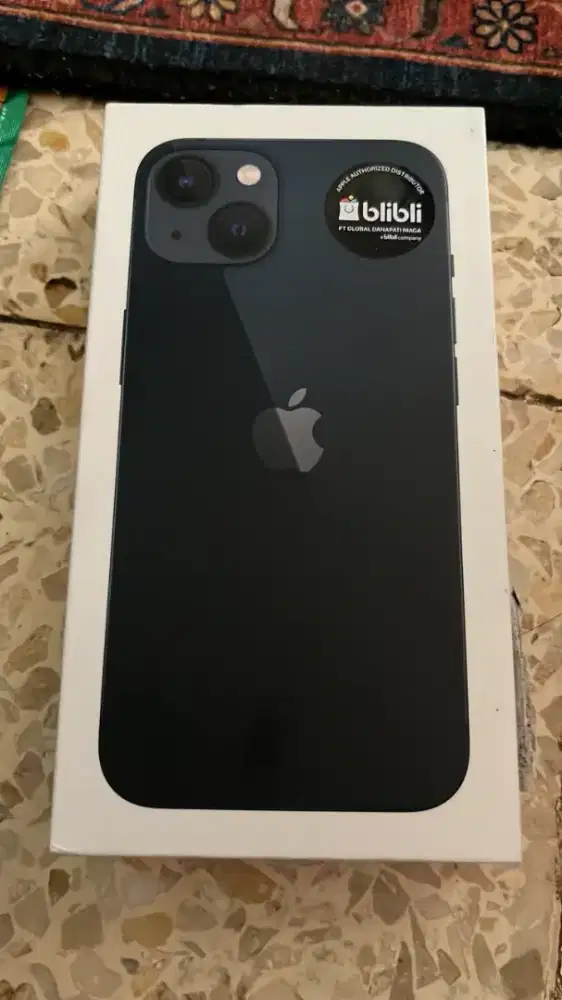 Iphone 13 garansi Resmi