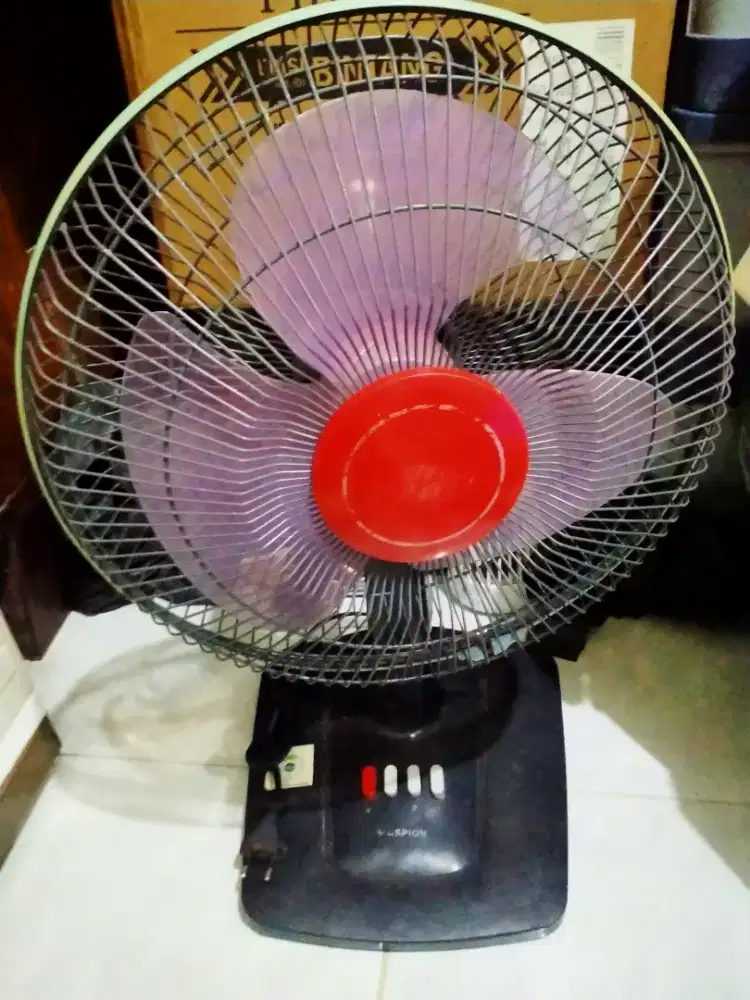 Kipas angin Maspion 12 inchi