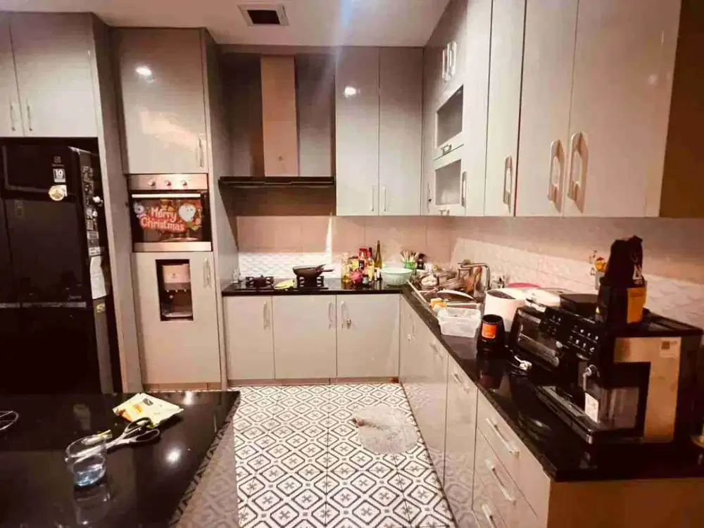 Rumah Cantik di wana kencana sektor 12.4