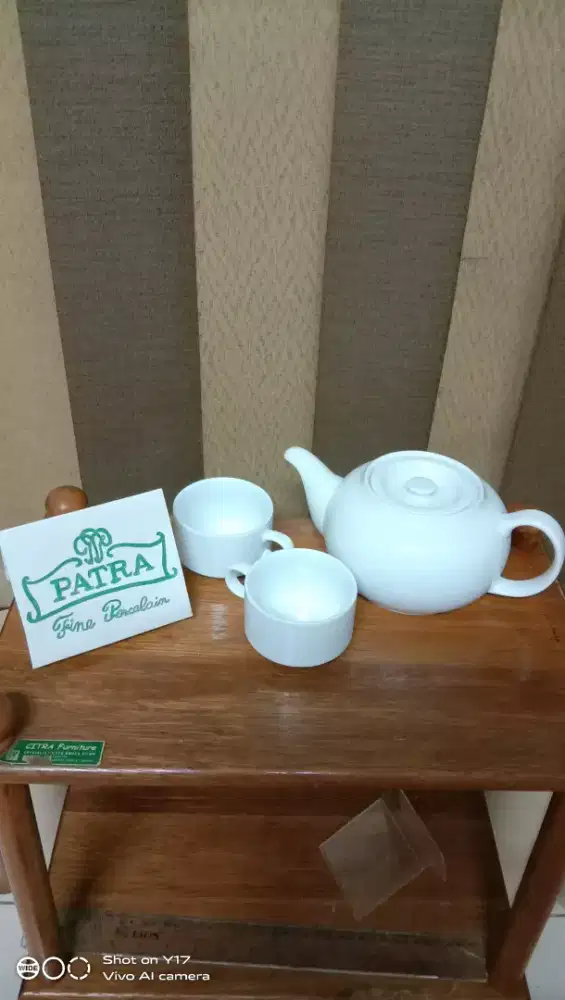 Teapot set merek Nikko Patra
