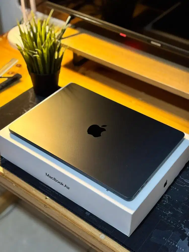 MacBook Air M2 8/512GB