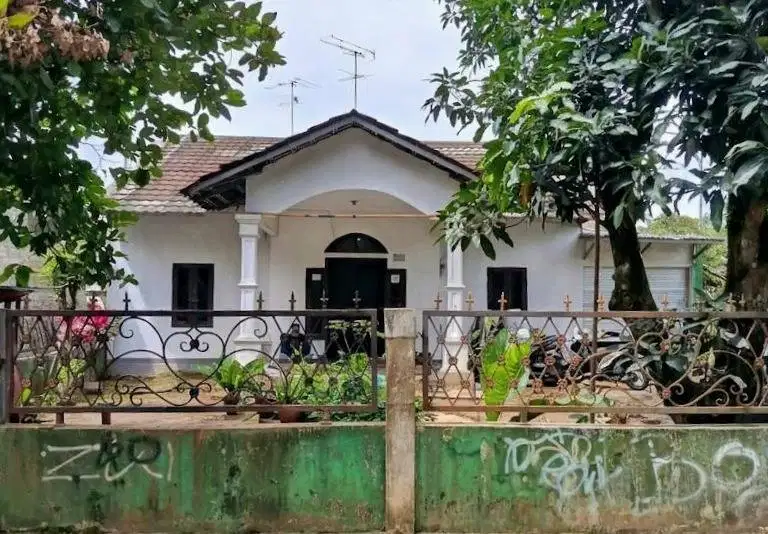 SHM] Rumah Luas 283 m² Siap Huni Parung, Bogor - Dekat Fasilitas Umum