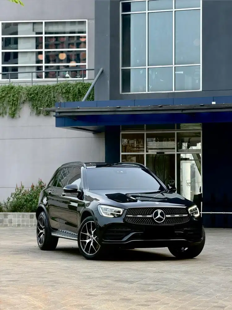 CASH Mercedes-Benz GLC200 AMG NIGHT EDITON 2022 Like New